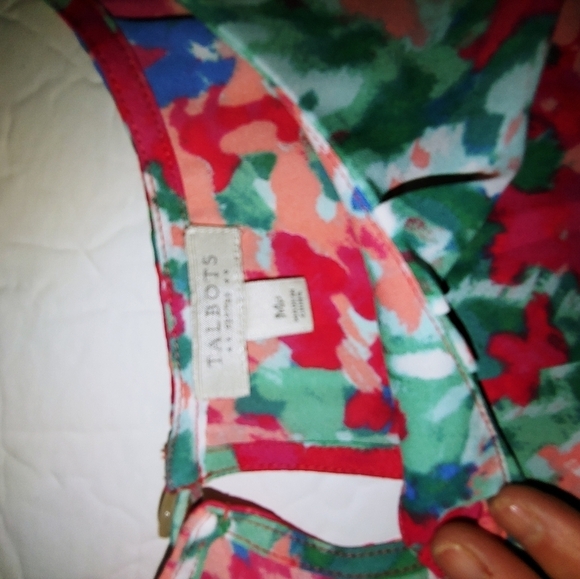 Talbots Floral Top MP - Picture 3 of 7